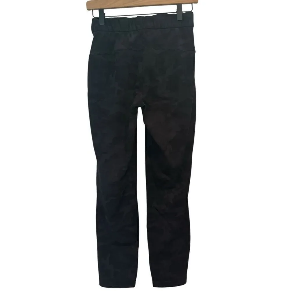 Lululemon On The Fly Pants Charcoal Camo Size 2